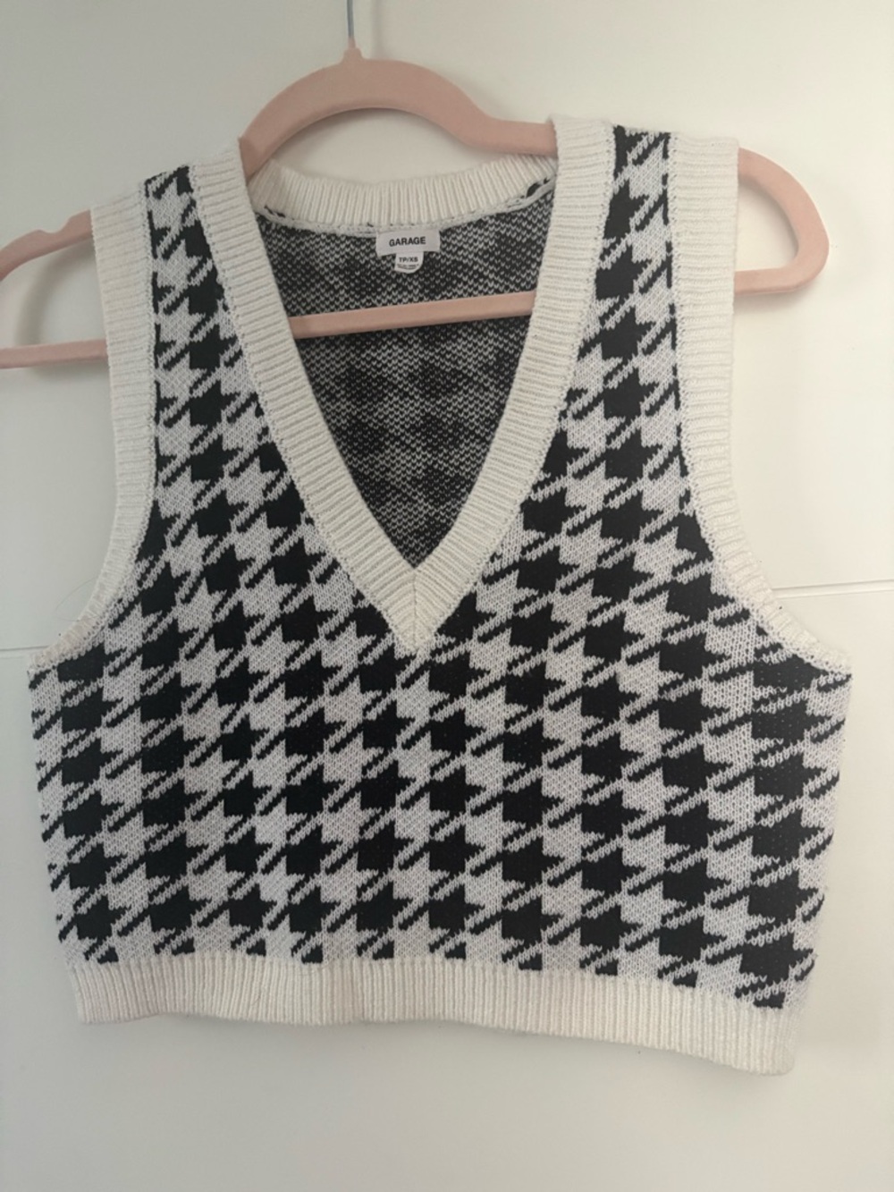 Garage Black and White Houndstooth V-Neck Sweater Vest